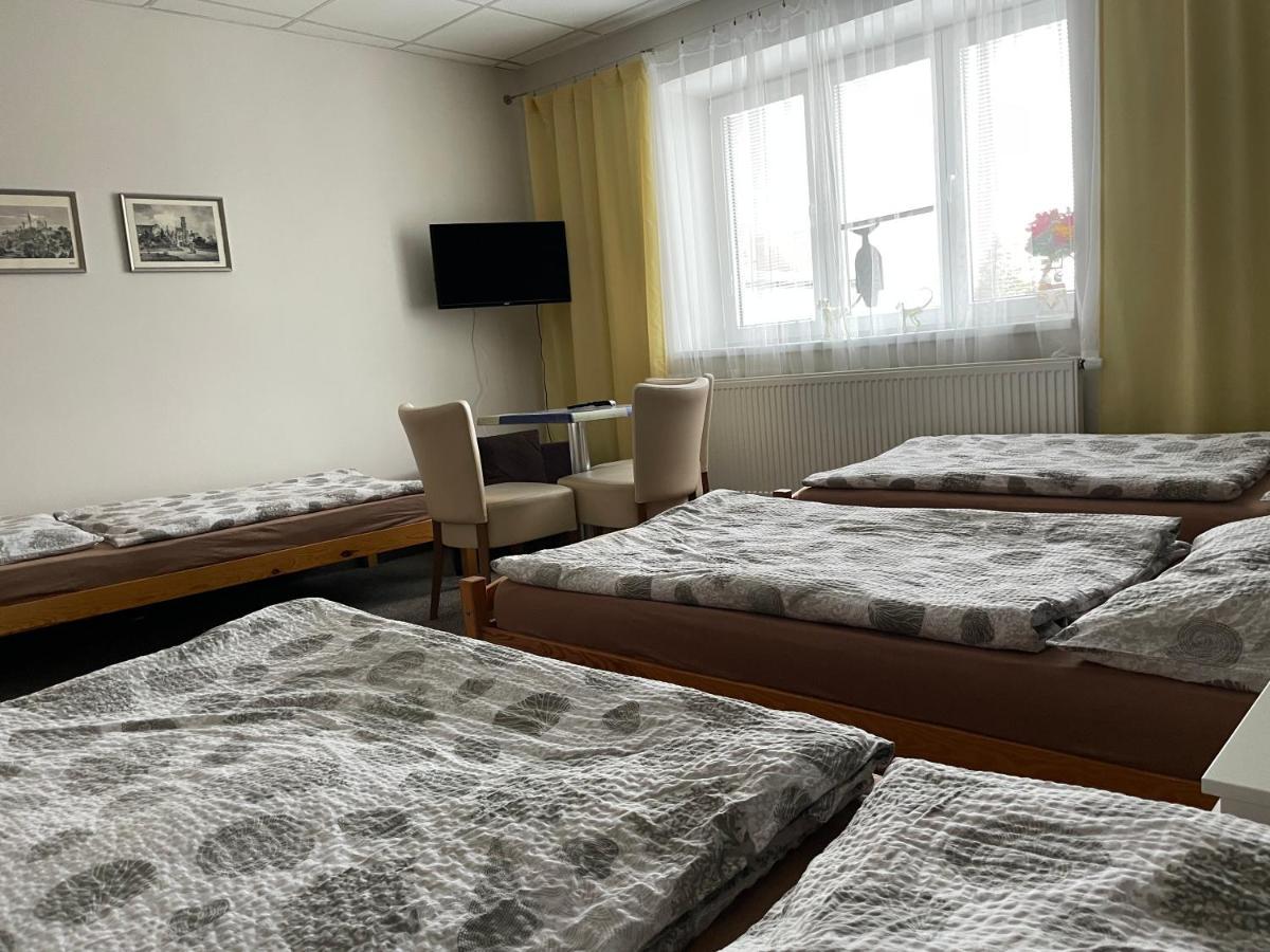 Četnická stanice Hluboká Hluboká nad Vltavou Esterno foto